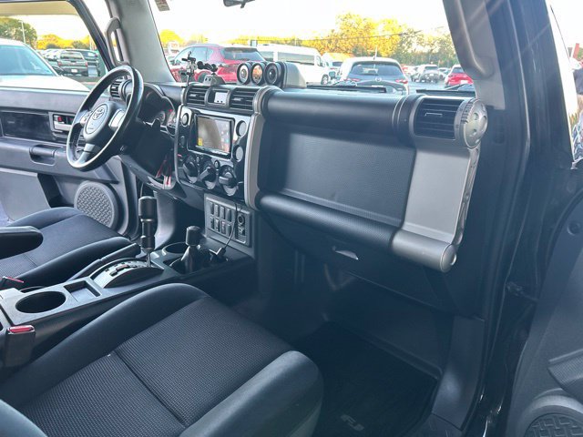 Used 2008 Toyota FJ Cruiser 4WD image 28