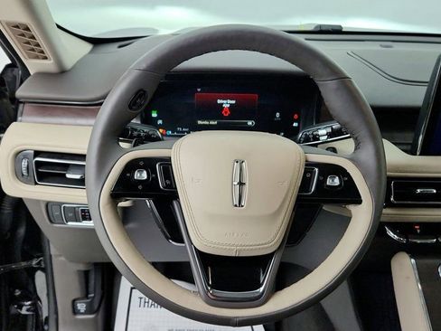 Used 2023 Lincoln Aviator Reserve w/ Equipment Group 201A image 13