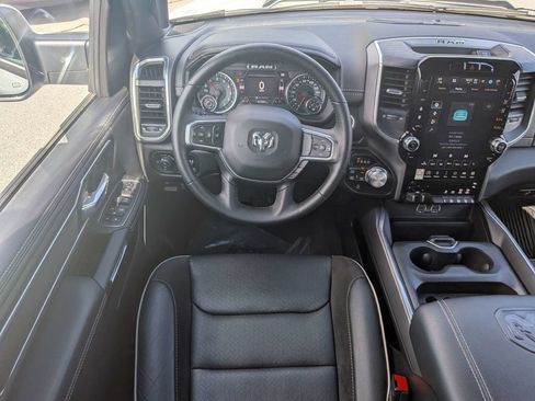 Used 2023 RAM 1500 Laramie AWD/4WD image 15