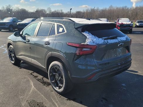 New 2026 Chevrolet Trax LT w/ Driver Confidence Package FWD image 9
