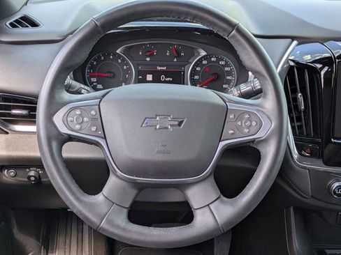 Certified 2023 Chevrolet Traverse RS image 20
