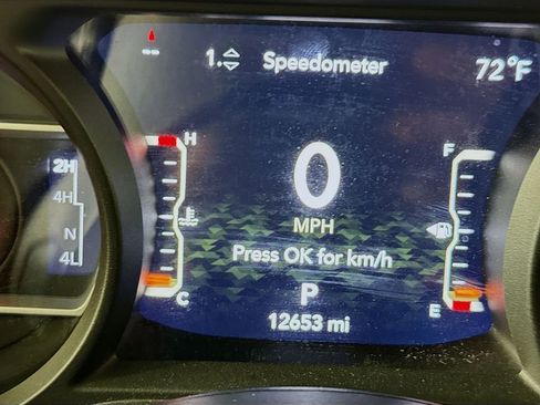 Used 2025 Jeep Wrangler Sport S image 13