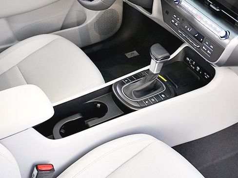 New 2026 Hyundai Kona SEL Sport image 13