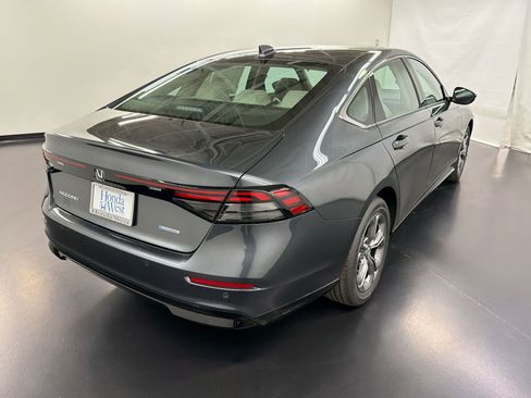 New 2026 Honda Accord EX-L image 9