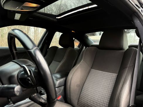 Used 2020 Dodge Charger GT w/ Navigation & Travel Group image 16