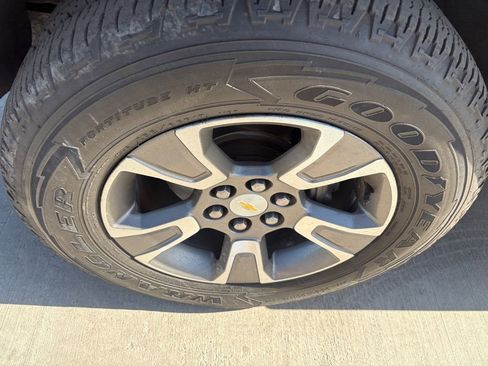 Used 2018 Chevrolet Colorado Z71 RWD image 7