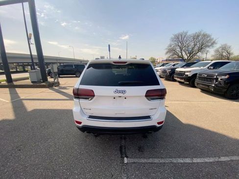 Used 2014 Jeep Grand Cherokee Limited AWD/4WD image 10