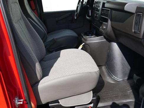 New 2026 Chevrolet Express 3500 RWD image 16