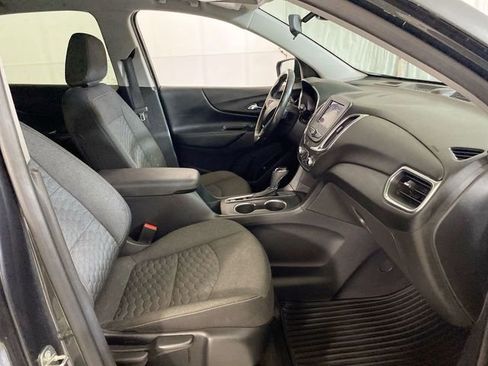 Used 2020 Chevrolet Equinox LT w/ Driver Convenience Package image 35