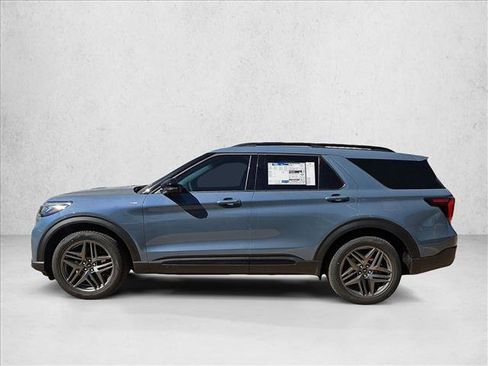 New 2026 Ford Explorer ST-Line w/ ST-Line Street Pack image 5