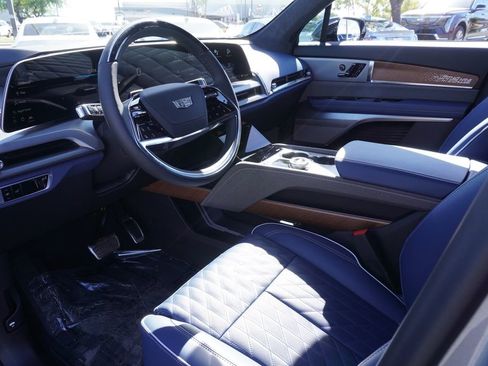 New 2026 Cadillac Vistiq Premium Luxury image 17