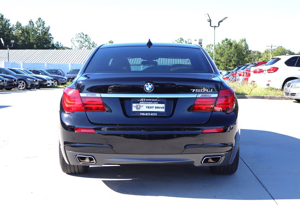 Used 2013 BMW 750Li RWD image 6