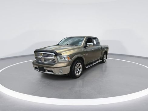 Used 2014 RAM 1500 Laramie w/ Convenience Group RWD image 4