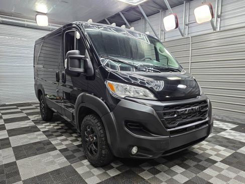 Used 2023 RAM ProMaster 1500 w/ Black Appearance Package FWD image 4