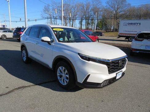 Used 2023 Honda CR-V LX image 7
