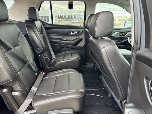 Certified 2021 Chevrolet Traverse RS image 24