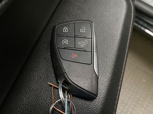 Used 2024 Chevrolet Silverado 1500 LT AWD/4WD image 30