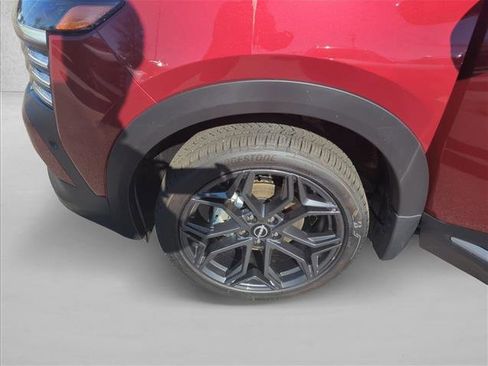 New 2026 Nissan Kicks SR FWD image 18