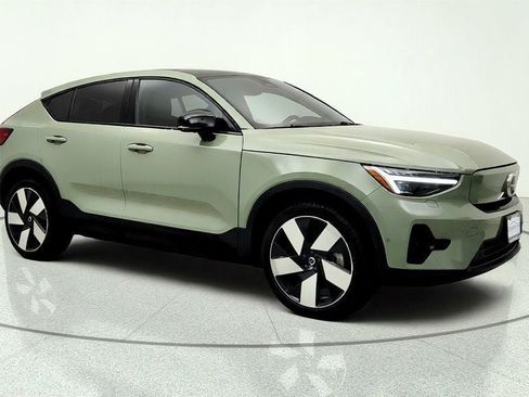 Used 2023 Volvo C40 P8 Recharge Ultimate w/ Protection Package Premier AWD/4WD image 3