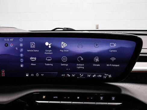 Used 2025 Buick Enclave Avenir w/ Trailering Package, 5000 lbs. AWD/4WD image 28