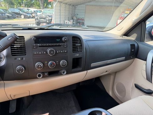 Used 2010 GMC Sierra 1500 SLE w/ Power Pack Plus AWD/4WD image 12