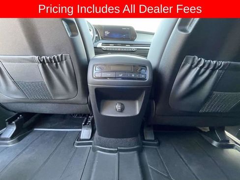 Used 2025 Hyundai Palisade XRT AWD/4WD image 18