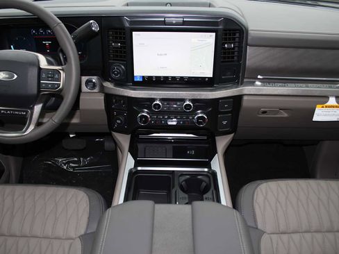 New 2026 Ford F350 Platinum w/ Platinum Plus Package image 24