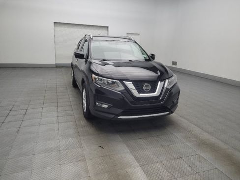 Used 2018 Nissan Rogue SV w/ Premium Package FWD image 13