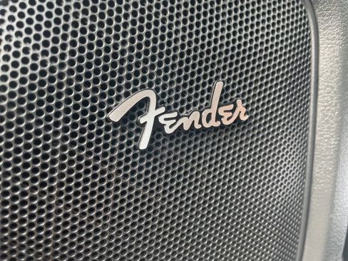 Used 2024 Nissan Frontier SL image 23