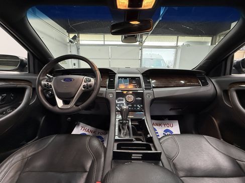 Used 2017 Ford Taurus Limited image 17