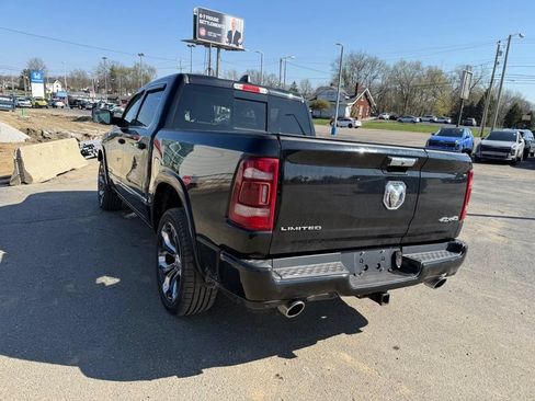 Used 2019 RAM 1500 Laramie w/ Trailer Tow Group AWD/4WD image 2