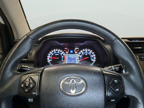 Used 2019 Toyota 4Runner TRD Off-Road Premium AWD/4WD image 29