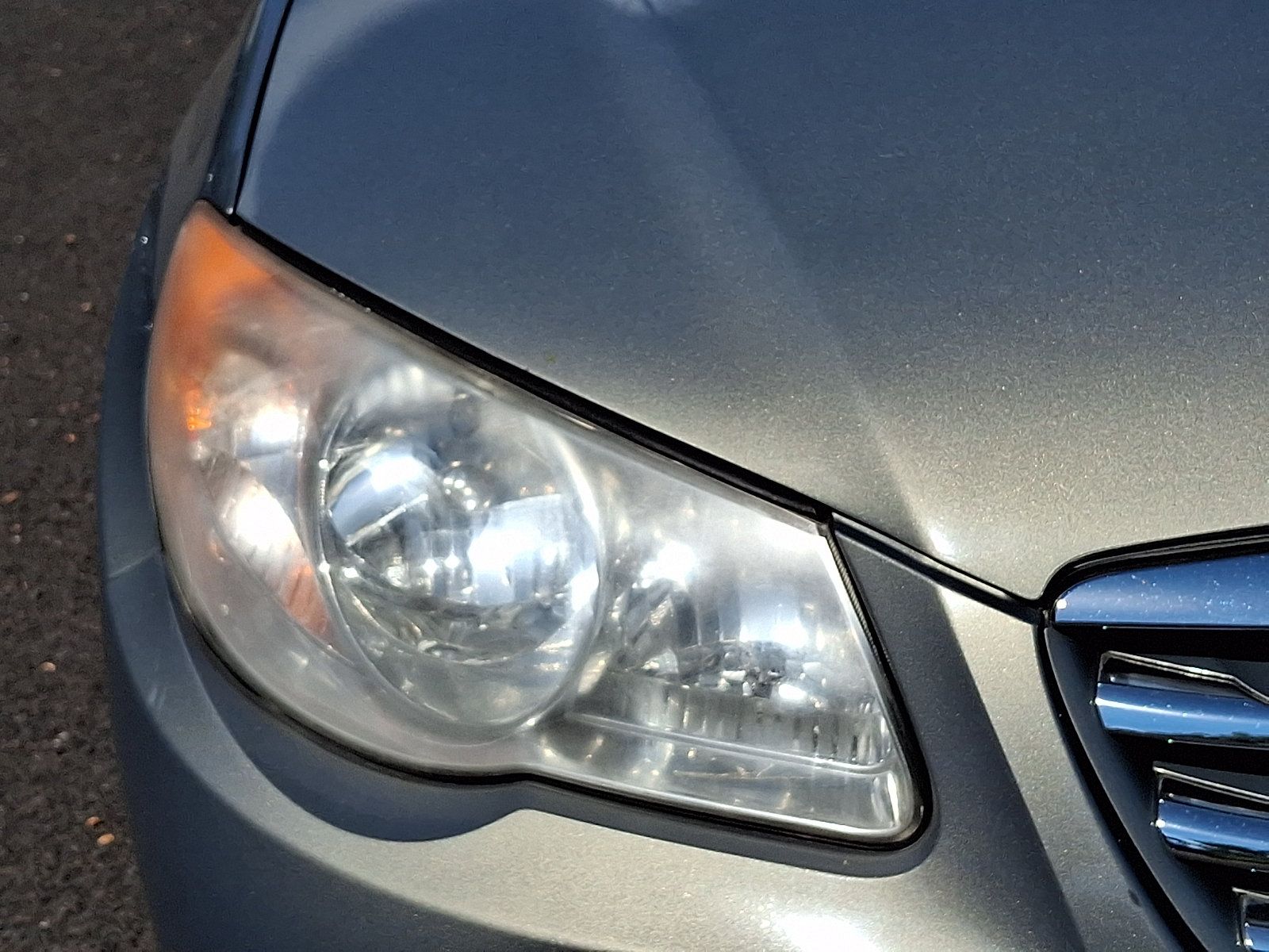 Used 2010 Hyundai Elantra GLS FWD image 11