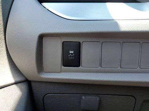 Certified 2020 Toyota Sienna L image 27