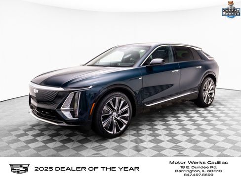 Certified 2025 Cadillac Lyriq Luxury image 1