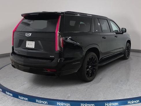 Certified 2022 Cadillac Escalade ESV Sport w/ Touring Package AWD/4WD image 5