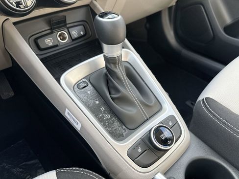 New 2026 Hyundai Venue SEL image 20