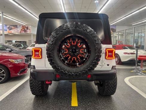 Used 2021 Jeep Wrangler Unlimited Rubicon AWD/4WD image 7