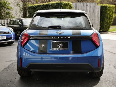 New 2026 MINI Cooper 2-Door Hardtop image 9