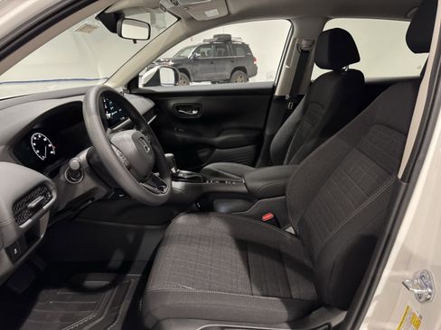New 2026 Honda HR-V LX image 5