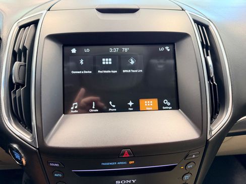 Used 2017 Ford Edge Titanium w/ Equipment Group 301A FWD image 47