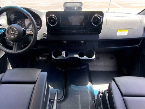 New 2025 Mercedes-Benz Sprinter 2500 image 16