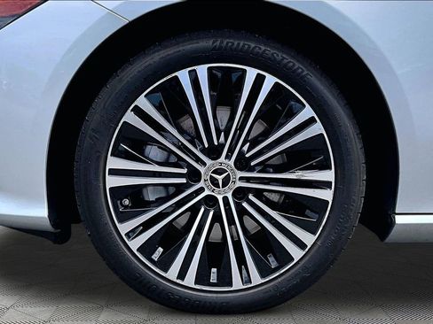 Used 2023 Mercedes-Benz CLA 250 image 22