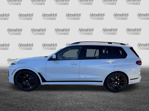 Used 2026 BMW X7 xDrive40i w/ M Sport Package AWD/4WD image 6