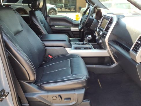 Certified 2019 Ford F150 Lariat w/ Equipment Group 502A Luxury AWD/4WD image 11