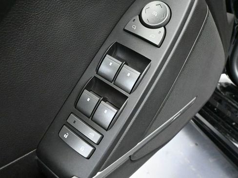 Used 2010 Cadillac CTS Premium image 22