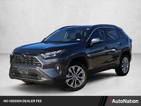 Used 2022 Toyota RAV4 XLE Premium FWD image 1