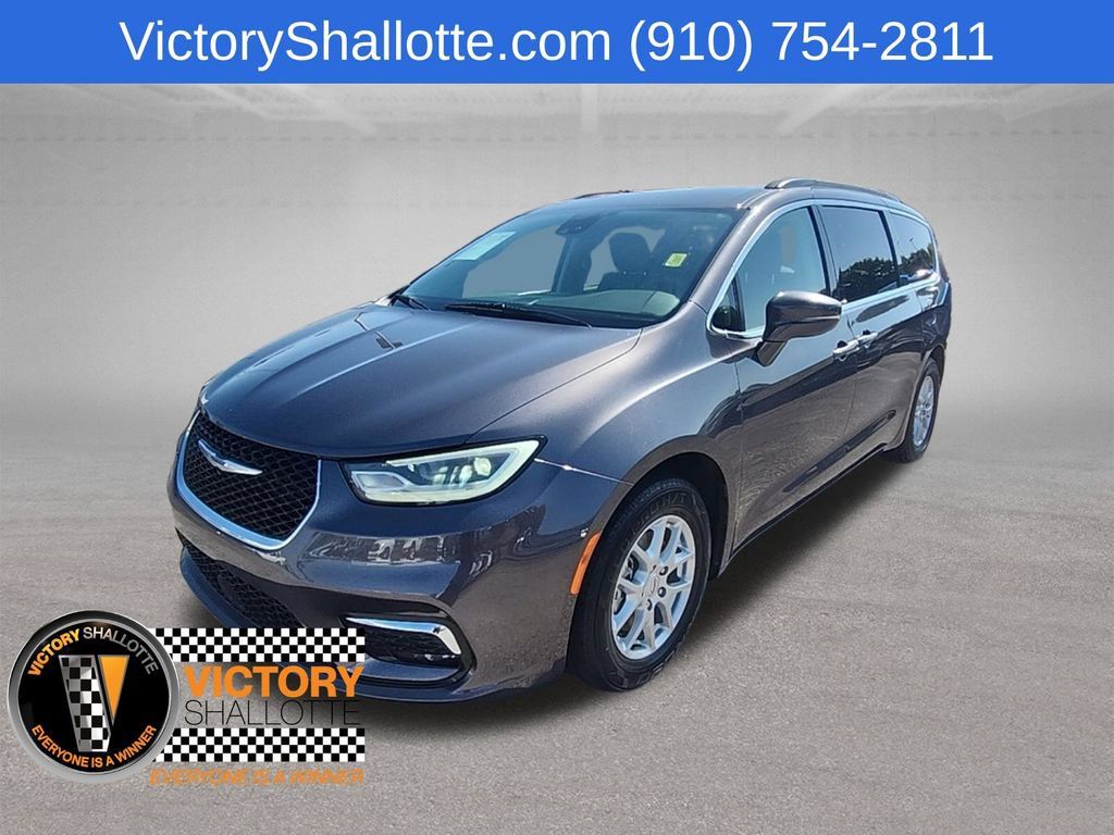 Certified 2022 Chrysler Pacifica Touring-L FWD image 16