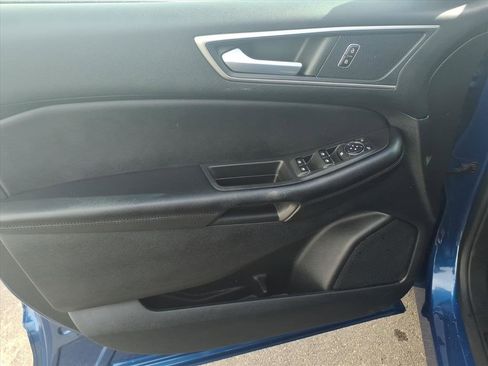 Certified 2022 Ford Edge SEL w/ Convenience Package image 11