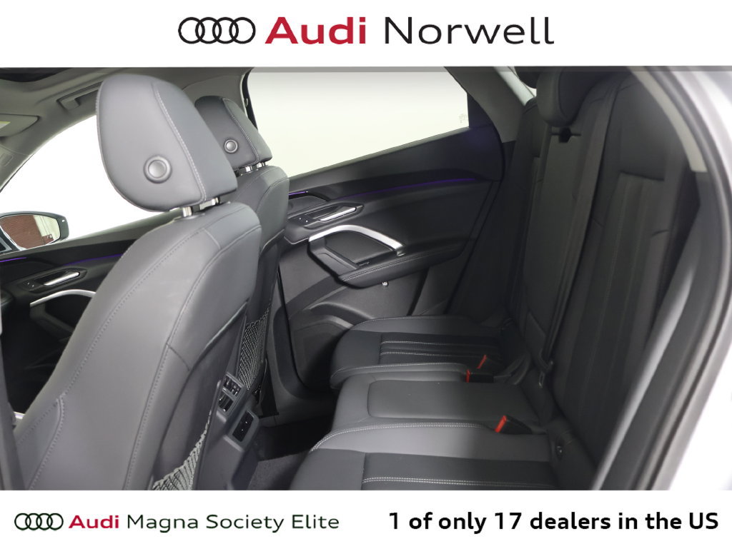 Used 2025 Audi Q5 Premium w/ Convenience Package AWD/4WD image 21